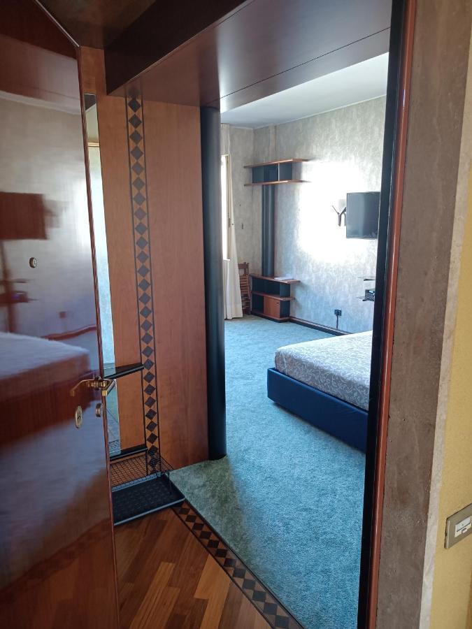 Milan South Gate Apartment Esterno foto